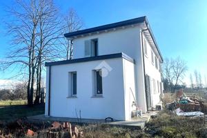 PORZIONE DI BIFAMILIARE A MALALBERGO