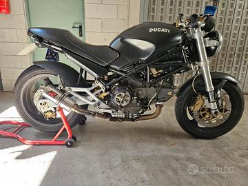 ducati monster 900