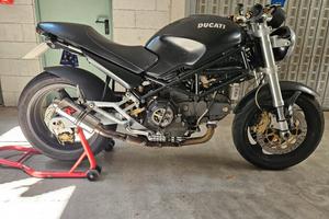 ducati monster 900