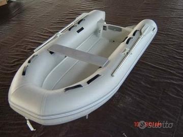 Gommone interamente gonfiabile