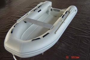Gommone interamente gonfiabile