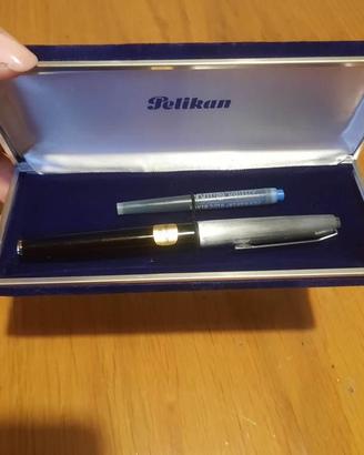 Collezionismo nuova penna stilografica PELIKAN
