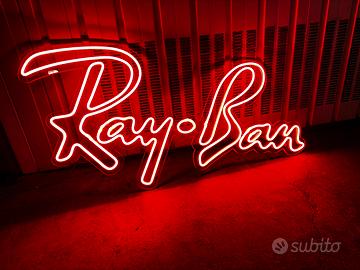 Insegne ray-ban