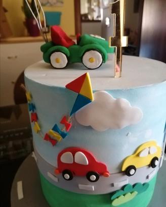 torta finta scenografica 
