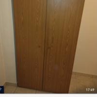 Armadio a due ante, legnio color noce 