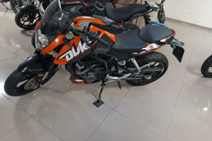 KTM Duke 200