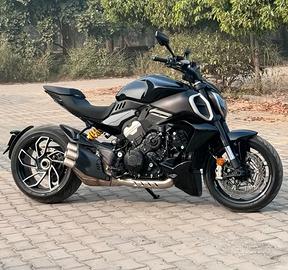 Ducati Diavel V4 - NUOVA SOLO 60KM