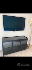 TV + Mobile in ferro batutto