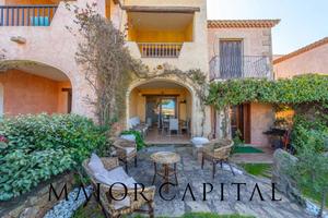 Pittulongu | Appartamento su due piani con piscina