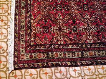 Tappeto pregiato con certificato di autenticità