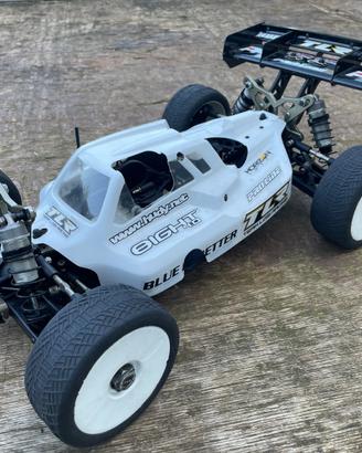 TLR Eight 4.0 Usata