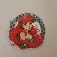 Ariel disney in legno 2d in abito elegante verde