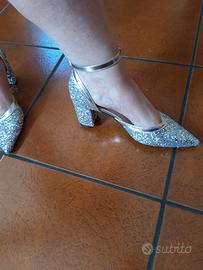 Scarpe argentate con tacco cm 7