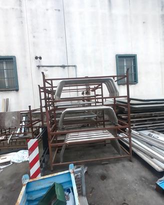 roll bar e le pedane laterali