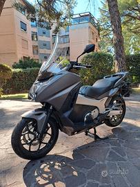 HONDA INTEGRA NC750D