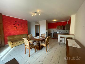 Appartamento arredato in Camucia, via XXV Aprile