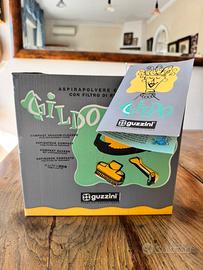 Aspirapolvere compatto