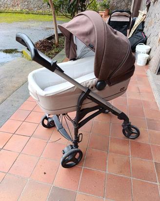 Passeggino+seggiolino auto+supporto Inglesina