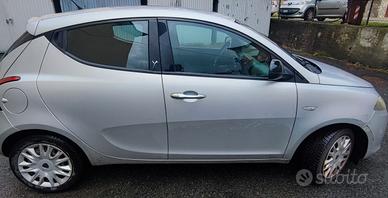 Ypsilon 1.2 69 CV benzina anno 2011