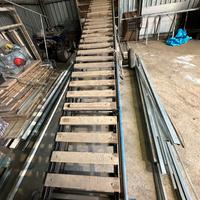 Scala mobile per pacchi