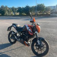 KTM 125 Duke - 2012