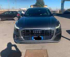 Audi q8 50 tdi sport - 2019