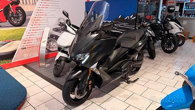 Yamaha T Max 530