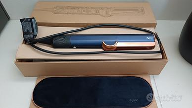 dyson airstrait