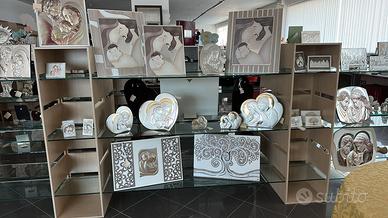  Arredamento per negozi e uffici