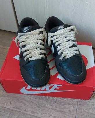 Nike Dunk nera,marrone,bianca