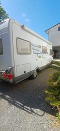 Hymer B644 
