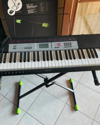 Tastiera Casio CTK-1500 con supporto Gravity KS X1
