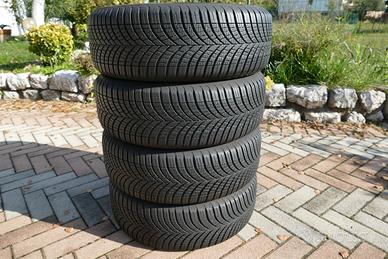 gomme GoodYear 245\45\19 M+S Quattro Stagioni