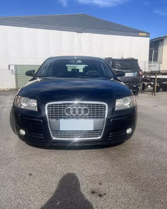Audi A3 2.0 TDI S-Line DSG - Carrozzeria Nuova