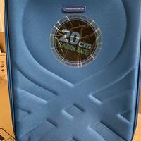 TROLLEY DA CABINA BENETTON NUOVO