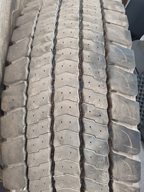 Treno gomme trazione michelin 315/80 R22.5