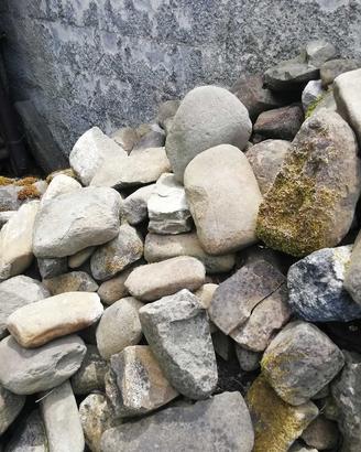 sassi varie dimensoni