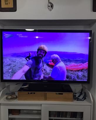 Tv samsung lcd led 46”