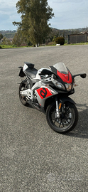 Stupenda pari al nuovo aprilia rs125