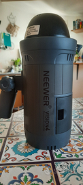 Attrezzatura Nikon e flash studio neewer