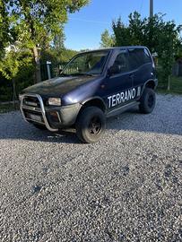 Terrano 2