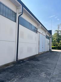 Capannone Uso Magazzino Deposito