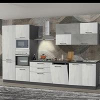 Cucina moderna più elettrodomestici