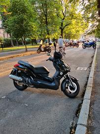 xmax 125 