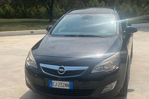 Opel Astra 1.7 CDTI 125CV Sports Tourer Cosmo