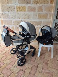 Trio passeggino navetta ovetto bambino neonato