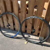 Ruote full carbon da 35