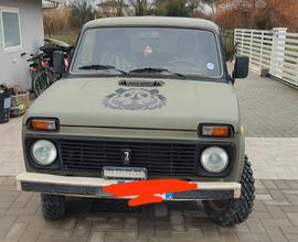 LADA Niva - 2000