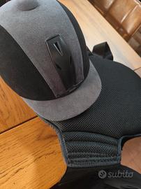 casco e paraschiena per bambini per equitazione 