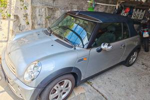 mini cabrio 1serie restyling un icona